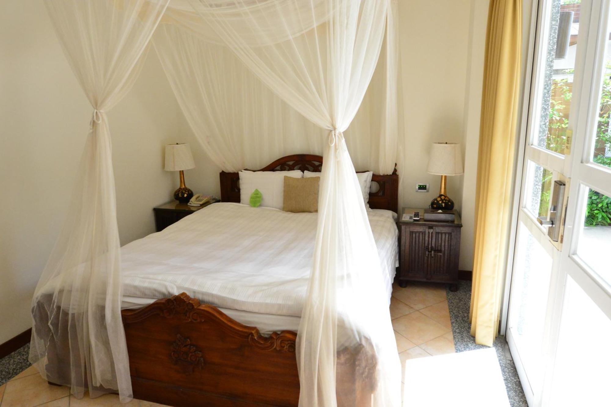 Papago International Resort Чишанг Екстериор снимка