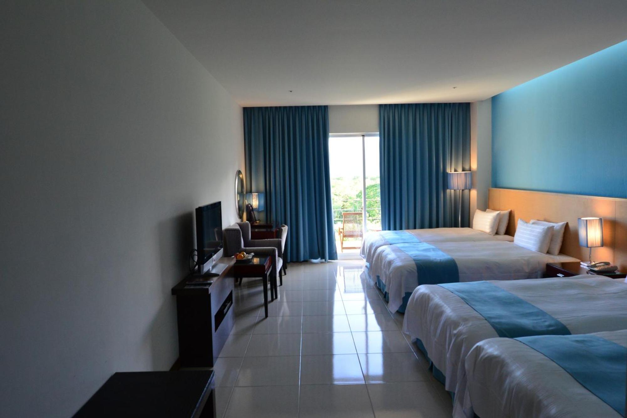 Papago International Resort Чишанг Екстериор снимка