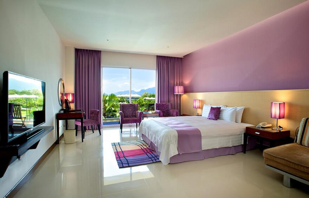 Papago International Resort Чишанг Екстериор снимка